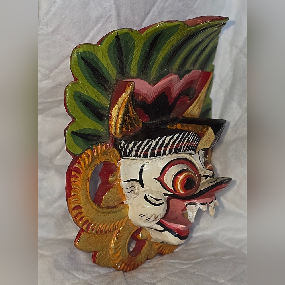 Miniature Indonesian Balinese Polychrome Carved Barong Mask - Picture 3 of 5